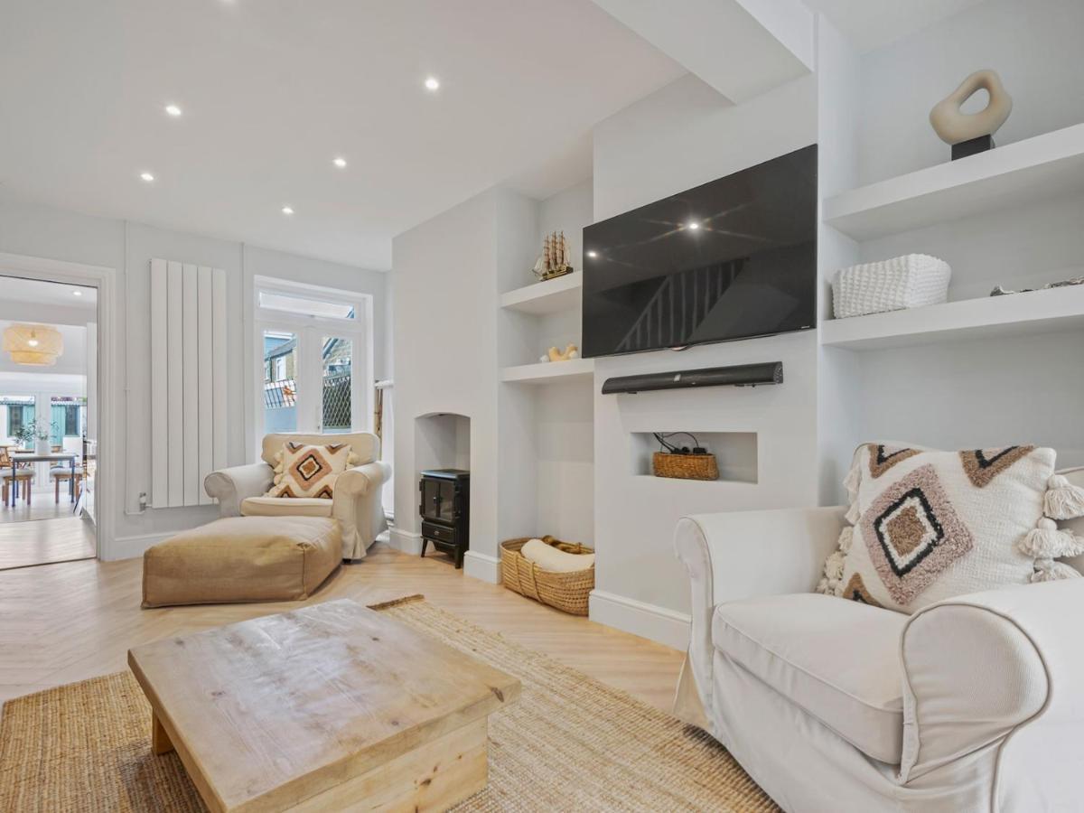 Pass The Keys 3 Bed Scandi Heaven Minutes From The Beach Whitstable Esterno foto