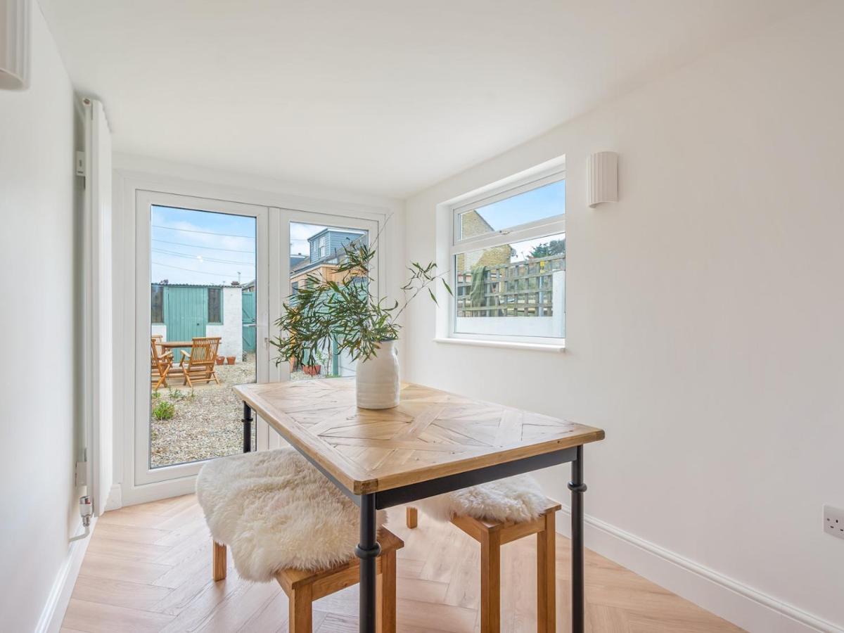 Pass The Keys 3 Bed Scandi Heaven Minutes From The Beach Whitstable Esterno foto